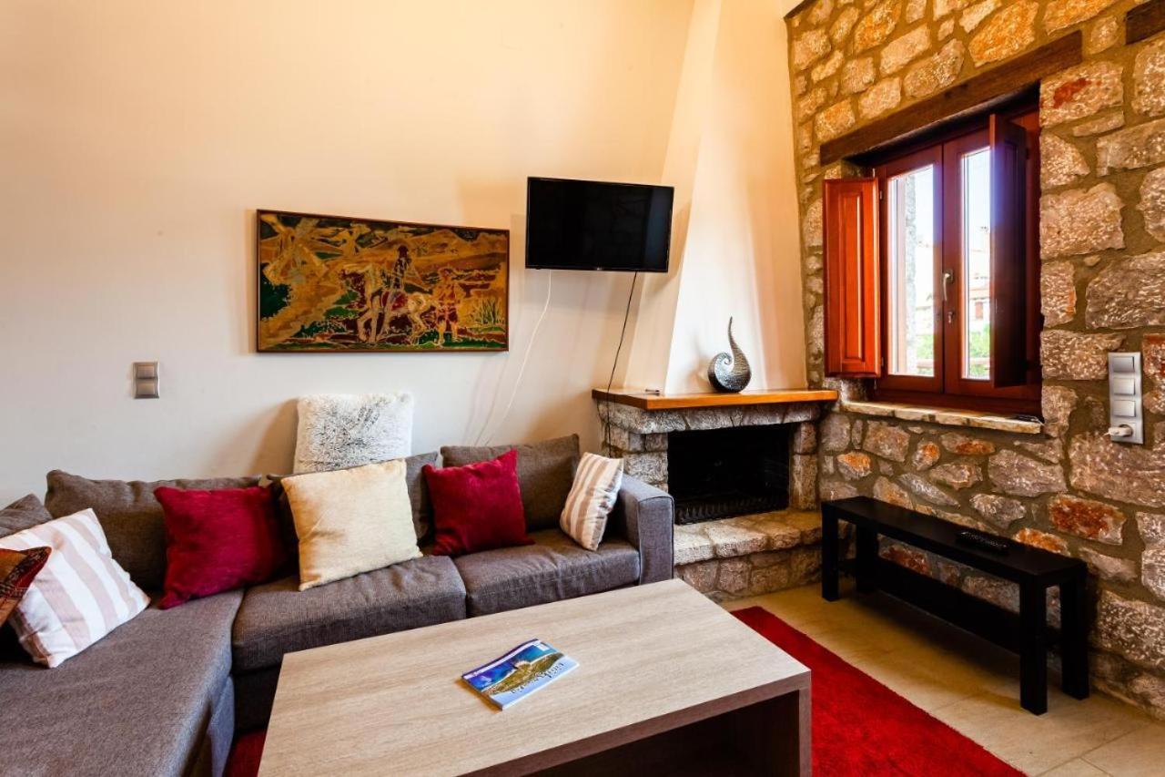 Stone Villas Dukes Paralio Astros Exterior foto